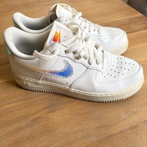 Nike Air Force 1 Low Iridescent Pixel Swoosh Size 10
White